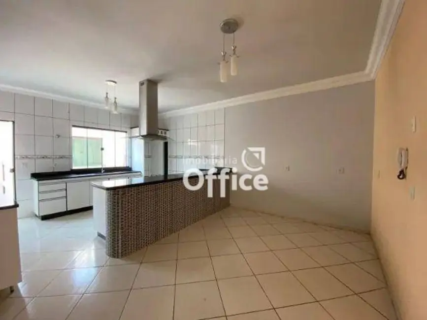 Casa com 5 quartos à venda, 300m2 em Jardim Ana Paula, Anapolis - GO - imagem 8 Foto 8 de Casa com 5 quartos à venda, 300m2 em Jardim Ana Paula, Anapolis - GO