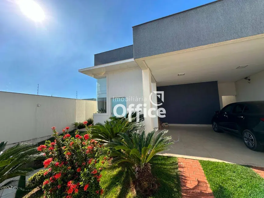 Foto 2 de Casa com 4 quartos à venda, 511m2 em Vila Santa Isabel, Anapolis - GO