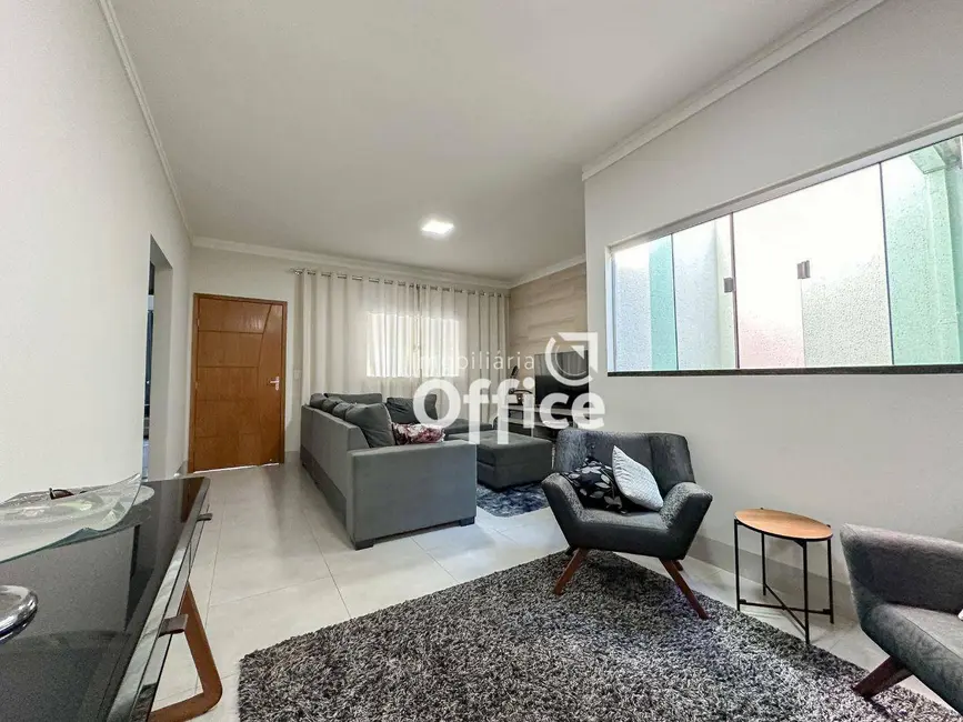 Foto 6 de Casa com 3 quartos à venda, 216m2 em Campos Elísios, Anapolis - GO