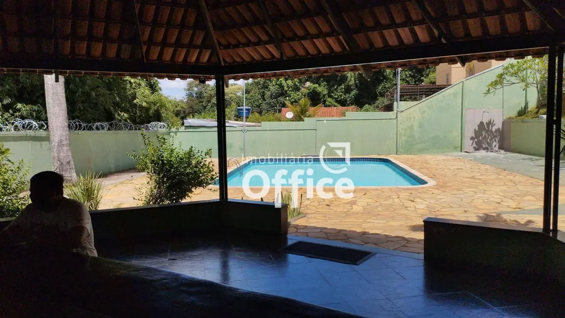 Foto 2 de Apartamento com 3 quartos à venda, 87m2 em Maracanã, Anapolis - GO