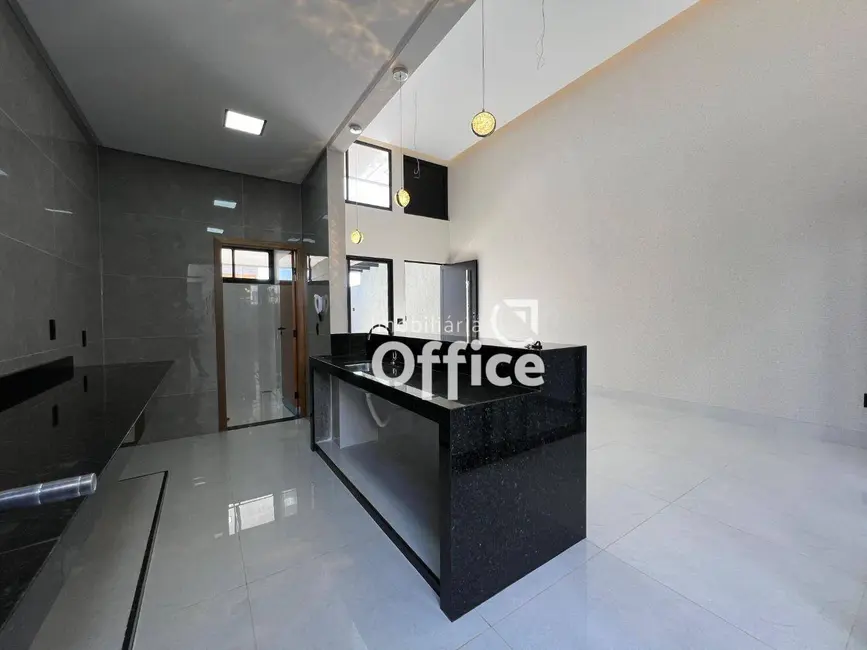 Casa com 3 quartos à venda, 180m2 em Setor Sul Jamil Miguel, Anapolis - GO - imagem 6 Foto 6 de Casa com 3 quartos à venda, 180m2 em Setor Sul Jamil Miguel, Anapolis - GO