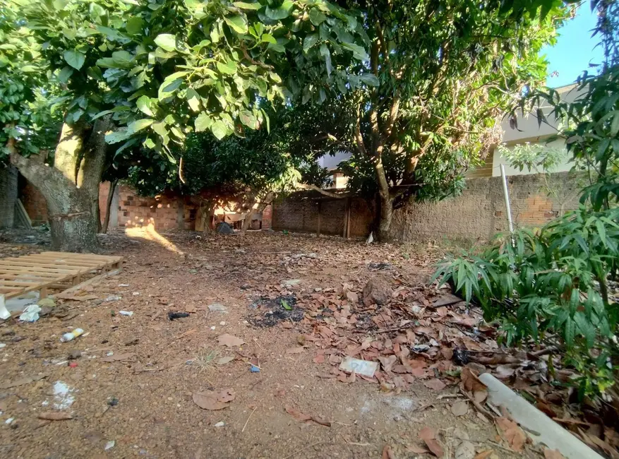 Foto 2 de Terreno / Lote à venda, 300m2 em Víviam Parque, Anapolis - GO