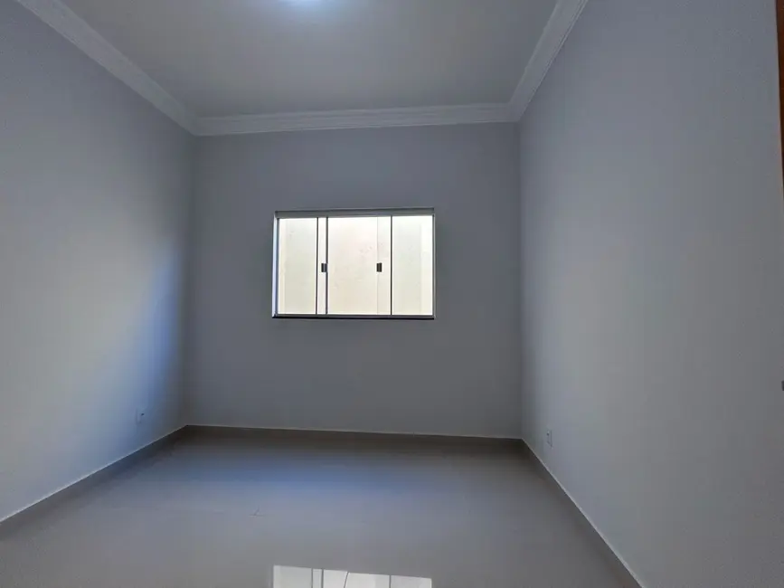 Casa com 3 quartos à venda, 180m2 em Setor Santa Clara, Anapolis - GO - imagem 6 Foto 6 de Casa com 3 quartos à venda, 180m2 em Setor Santa Clara, Anapolis - GO