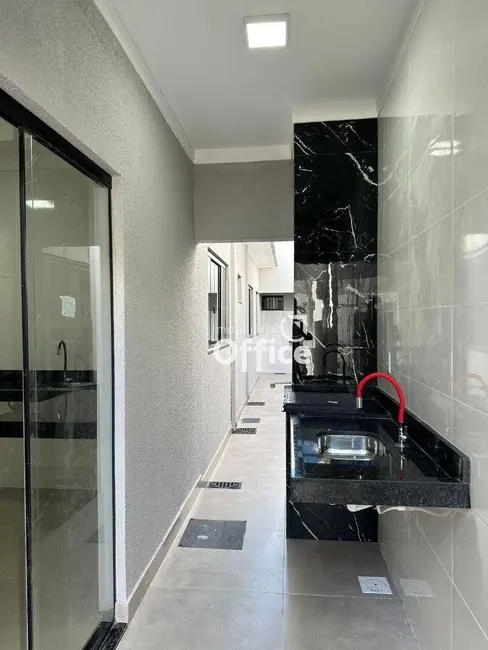Casa com 3 quartos à venda, 150m2 em Anapolis - GO - imagem 2 Foto 2 de Casa com 3 quartos à venda, 150m2 em Anapolis - GO
