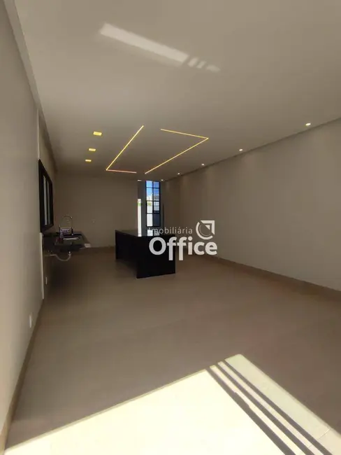 Casa com 3 quartos à venda, 420m2 em Anápolis City, Anapolis - GO - imagem 7 Foto 7 de Casa com 3 quartos à venda, 420m2 em Anápolis City, Anapolis - GO
