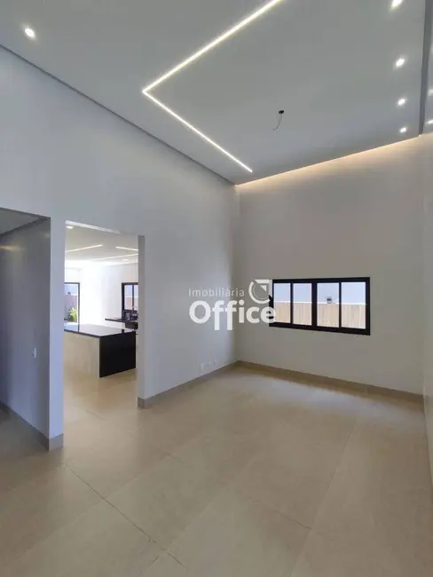Casa com 3 quartos à venda, 420m2 em Anápolis City, Anapolis - GO - imagem 4 Foto 4 de Casa com 3 quartos à venda, 420m2 em Anápolis City, Anapolis - GO