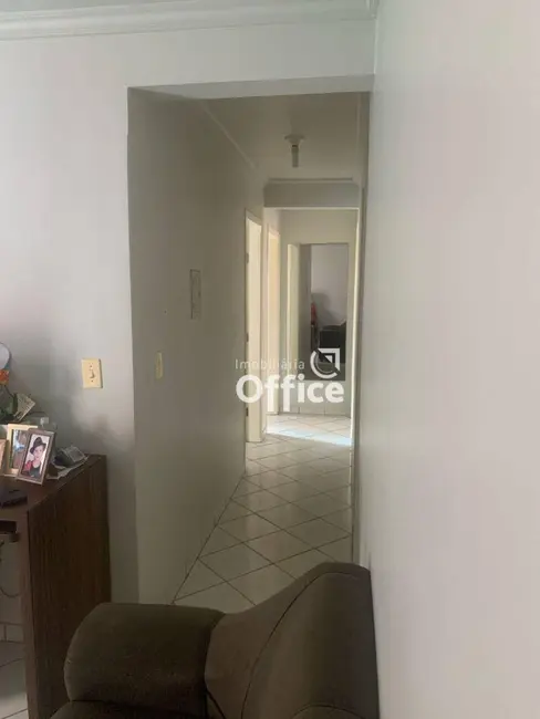 Foto 2 de Apartamento com 3 quartos à venda, 70m2 em Vila Santa Maria de Nazareth, Anapolis - GO