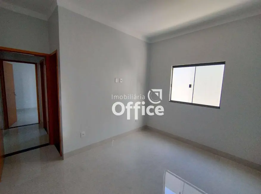 Foto 9 de Casa com 2 quartos à venda, 164m2 em Jardim Nações Unidas, Anapolis - GO