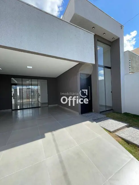 Foto 1 de Casa com 3 quartos à venda, 200m2 em Anapolis - GO