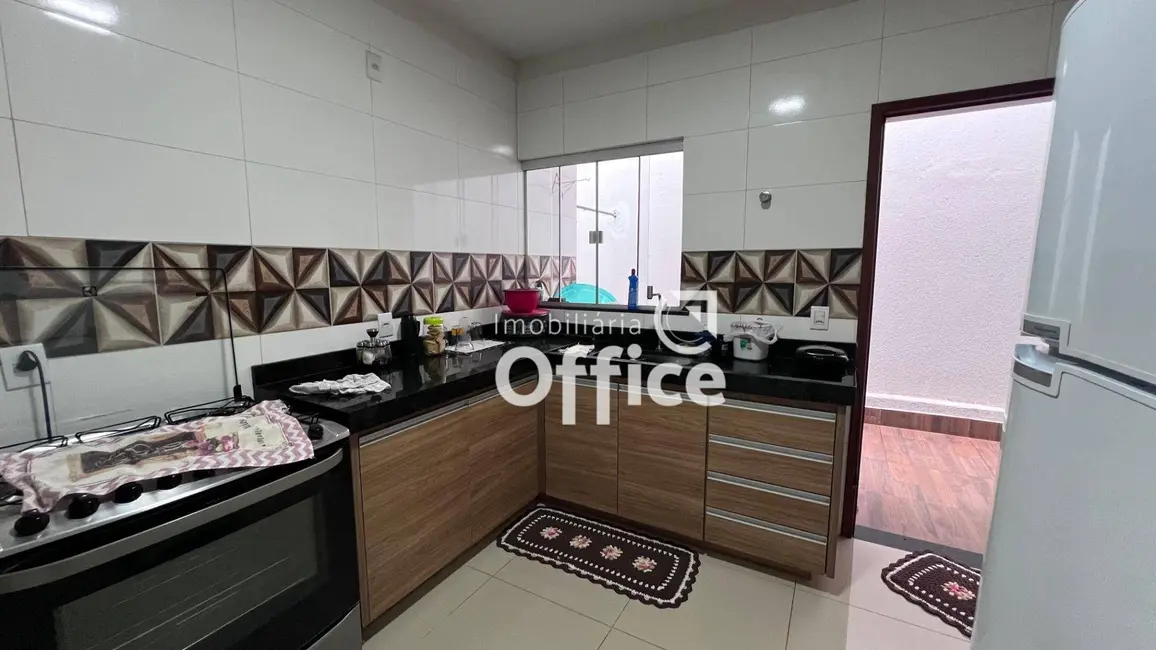 Casa com 3 quartos à venda, 150m2 em Residencial Paris, Anapolis - GO - imagem 6 Foto 6 de Casa com 3 quartos à venda, 150m2 em Residencial Paris, Anapolis - GO