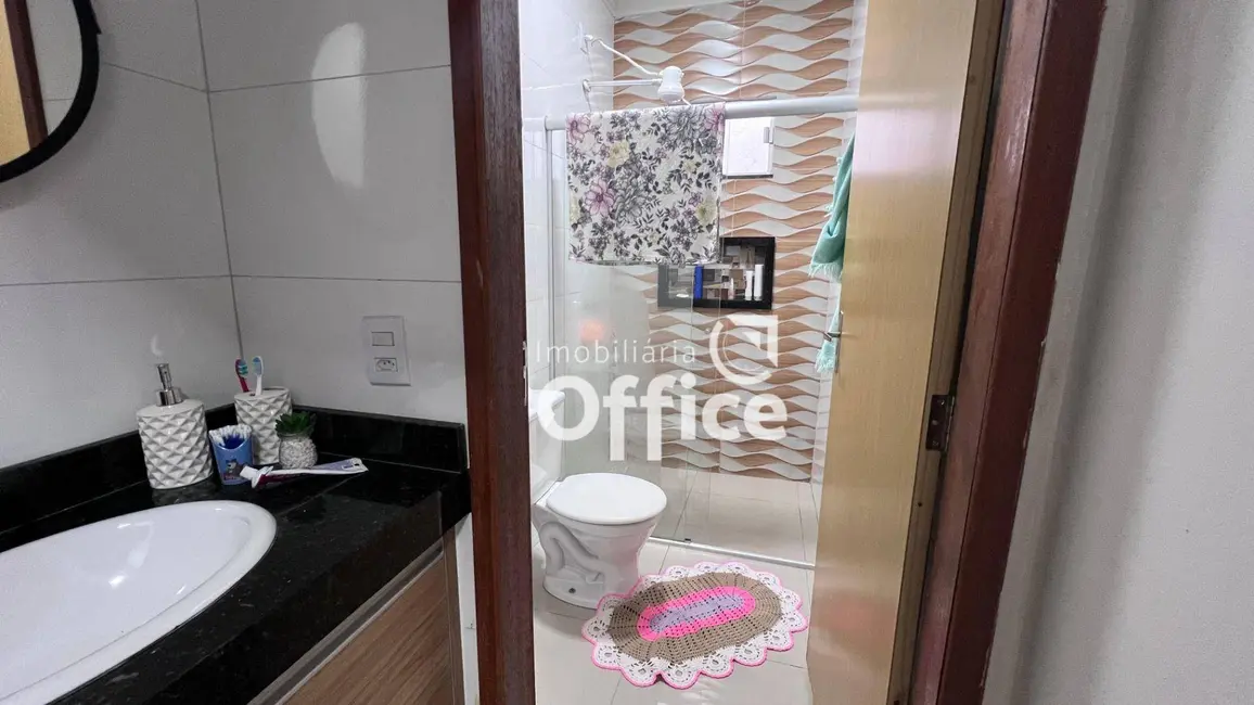 Casa com 3 quartos à venda, 150m2 em Residencial Paris, Anapolis - GO - imagem 8 Foto 8 de Casa com 3 quartos à venda, 150m2 em Residencial Paris, Anapolis - GO