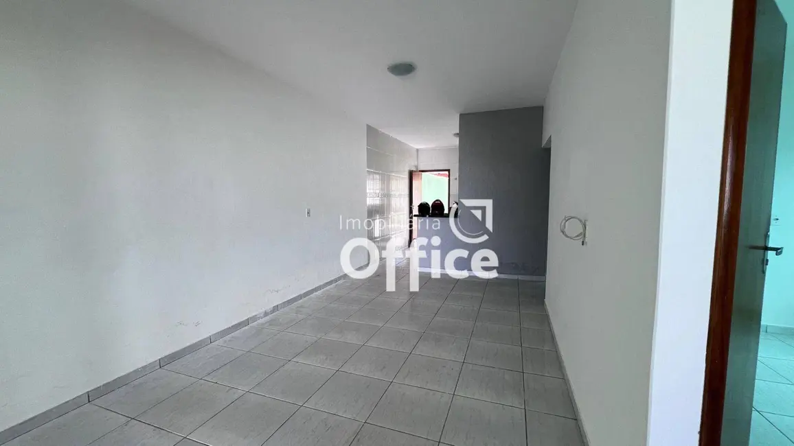 Foto 9 de Casa com 3 quartos à venda, 300m2 em Lourdes, Anapolis - GO