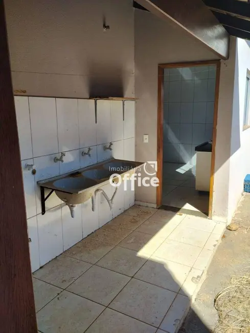 Foto 6 de Casa com 3 quartos à venda, 300m2 em Parque dos Pirineus, Anapolis - GO