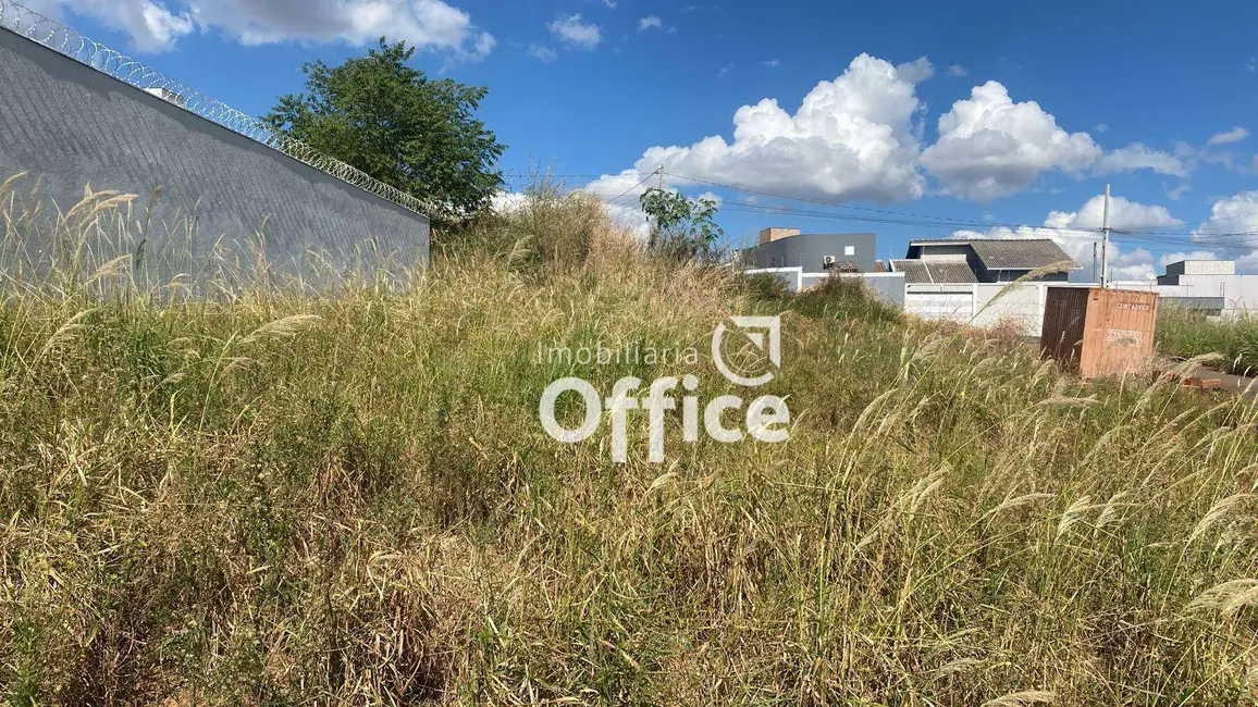 Foto 1 de Terreno / Lote à venda, 350m2 em Residencial Paris, Anapolis - GO