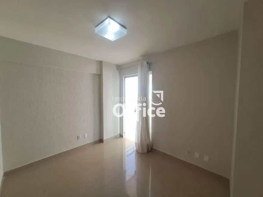 Foto 2 de Apartamento com 3 quartos à venda, 230m2 em Vila Góis, Anapolis - GO