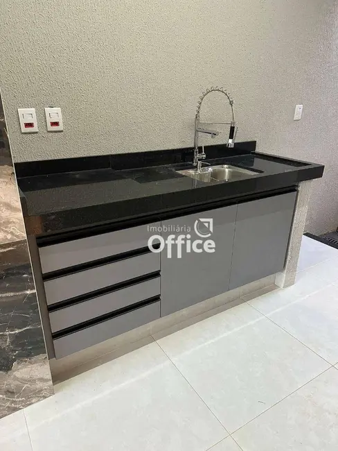 Casa com 3 quartos à venda, 150m2 em Anapolis - GO - imagem 8 Foto 8 de Casa com 3 quartos à venda, 150m2 em Anapolis - GO