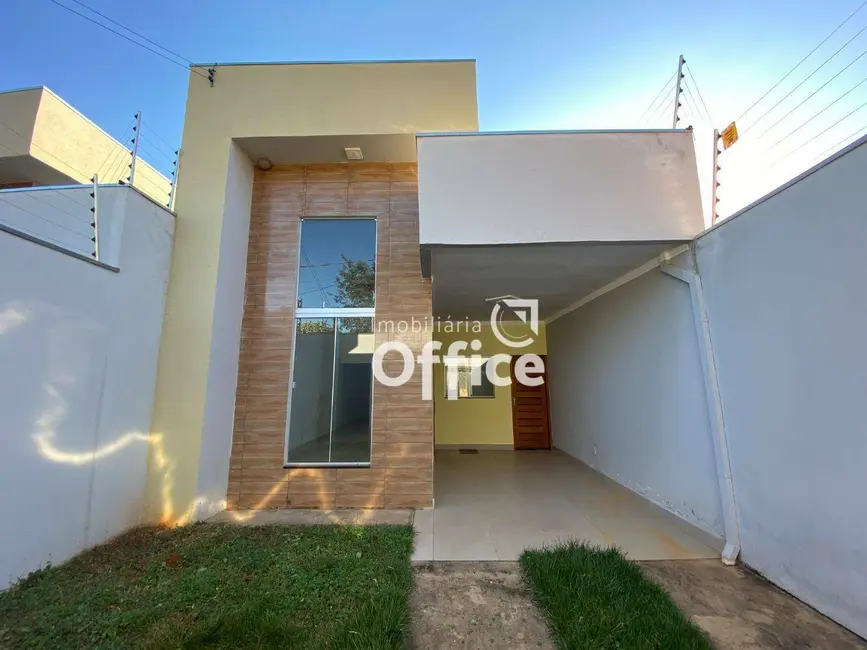Casa com 3 quartos à venda, 150m2 em Residencial Santa Cruz, Anapolis - GO - imagem 2 Foto 2 de Casa com 3 quartos à venda, 150m2 em Residencial Santa Cruz, Anapolis - GO
