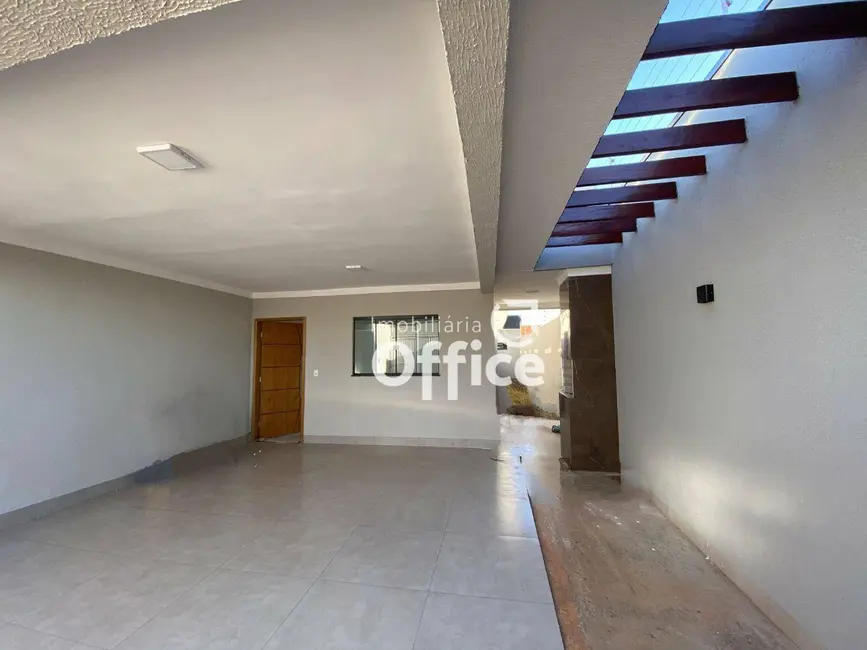 Foto 2 de Casa com 3 quartos à venda, 150m2 em Anapolis - GO