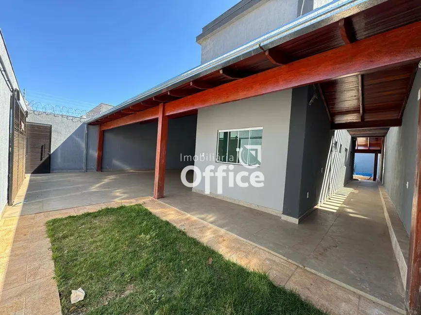 Foto 3 de Casa com 3 quartos à venda, 300m2 em Residencial Santo Antônio, Anapolis - GO