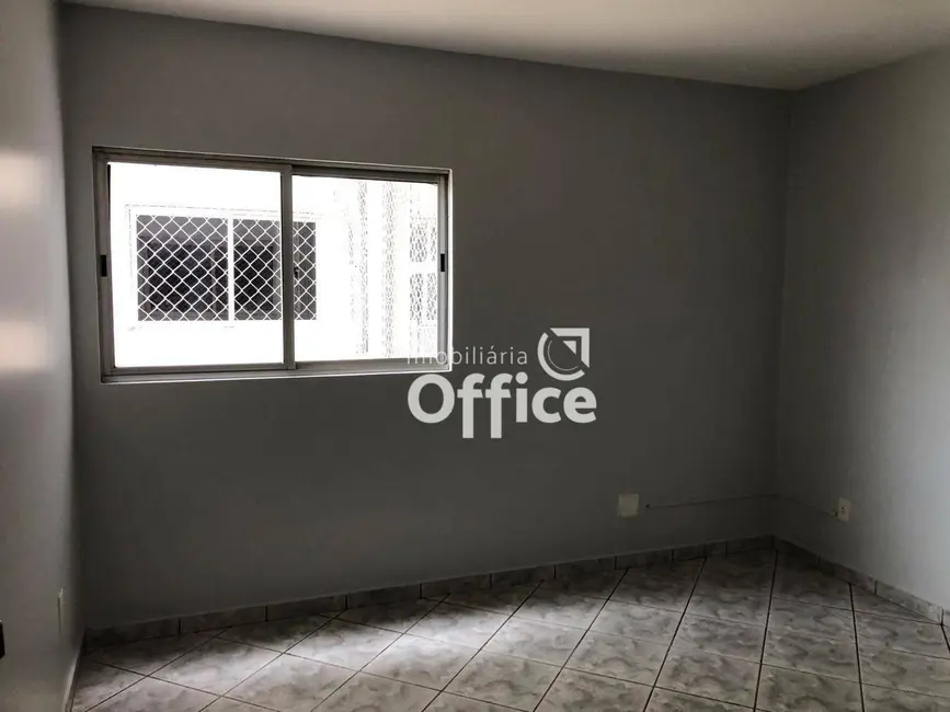 Foto 8 de Apartamento com 3 quartos à venda, 90m2 em Jundiaí, Anapolis - GO