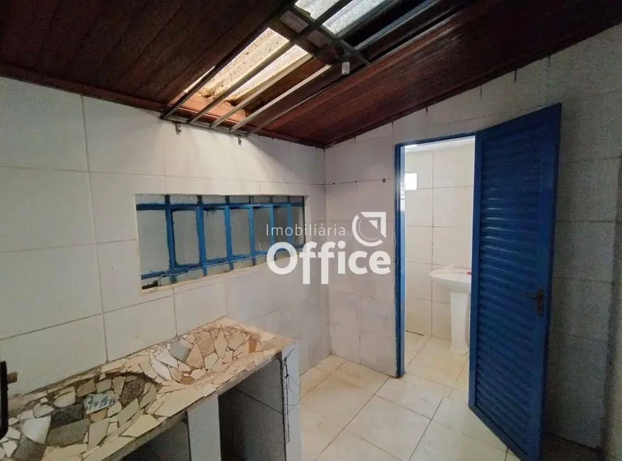 Casa com 3 quartos à venda, 300m2 em Boa Vista, Anapolis - GO - imagem 5 Foto 5 de Casa com 3 quartos à venda, 300m2 em Boa Vista, Anapolis - GO