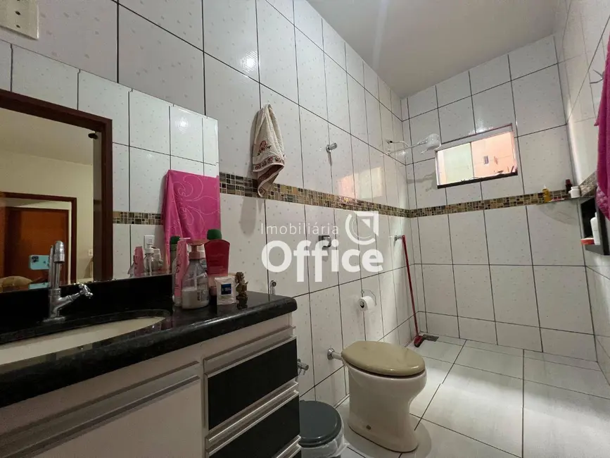 Casa com 3 quartos à venda, 258m2 em JK Nova Capital, Anapolis - GO - imagem 8 Foto 8 de Casa com 3 quartos à venda, 258m2 em JK Nova Capital, Anapolis - GO