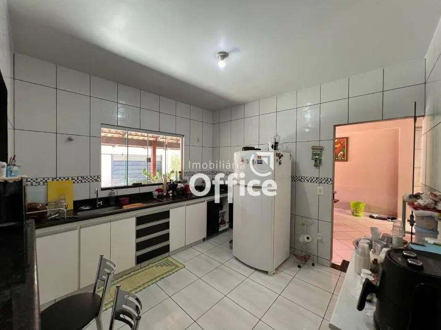 Casa com 3 quartos à venda, 258m2 em JK Nova Capital, Anapolis - GO - imagem 6 Foto 6 de Casa com 3 quartos à venda, 258m2 em JK Nova Capital, Anapolis - GO