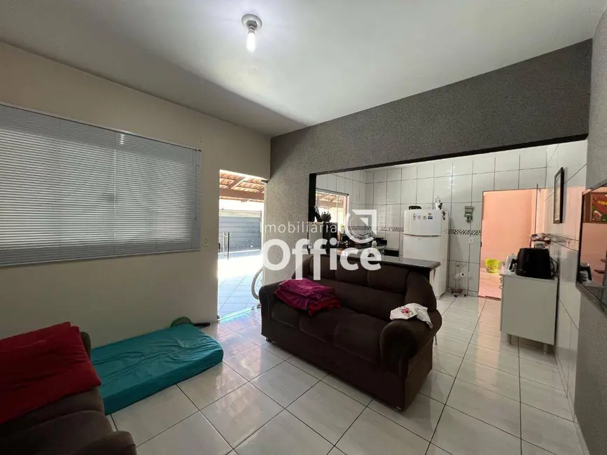 Casa com 3 quartos à venda, 258m2 em JK Nova Capital, Anapolis - GO - imagem 4 Foto 4 de Casa com 3 quartos à venda, 258m2 em JK Nova Capital, Anapolis - GO