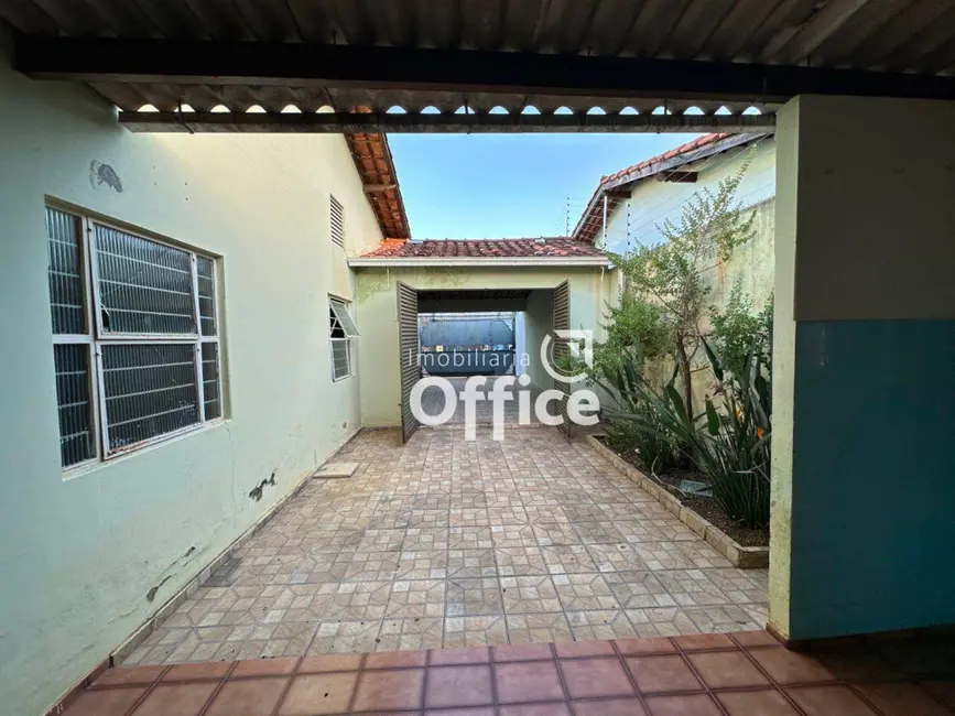 Foto 3 de Casa com 3 quartos à venda, 417m2 em Jundiaí, Anapolis - GO