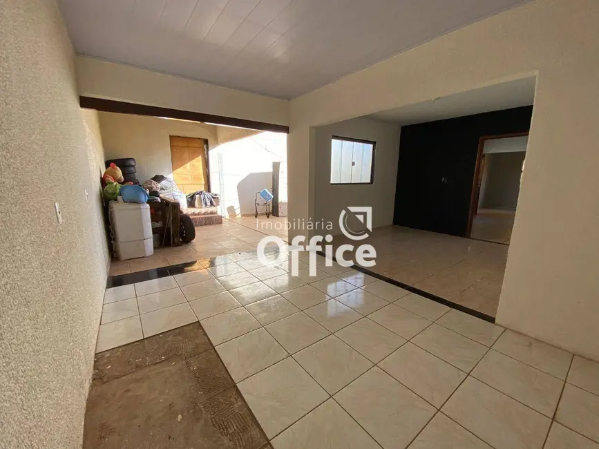 Foto 9 de Casa com 3 quartos à venda, 250m2 em Nova Vila Jaiara, Anapolis - GO