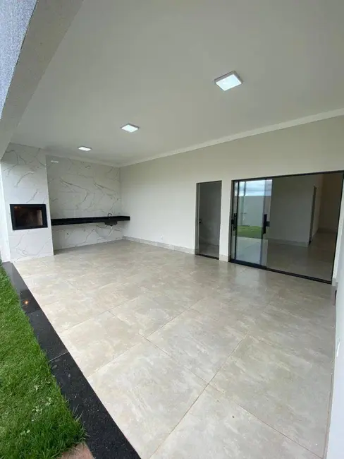 Casa com 4 quartos à venda, 377m2 em Anapolis - GO - imagem 1 Foto 1 de Casa com 4 quartos à venda, 377m2 em Anapolis - GO