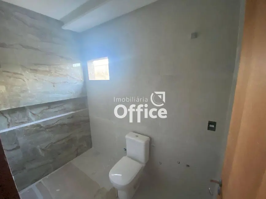 Casa com 3 quartos à venda, 300m2 em Anapolis - GO - imagem 8 Foto 8 de Casa com 3 quartos à venda, 300m2 em Anapolis - GO