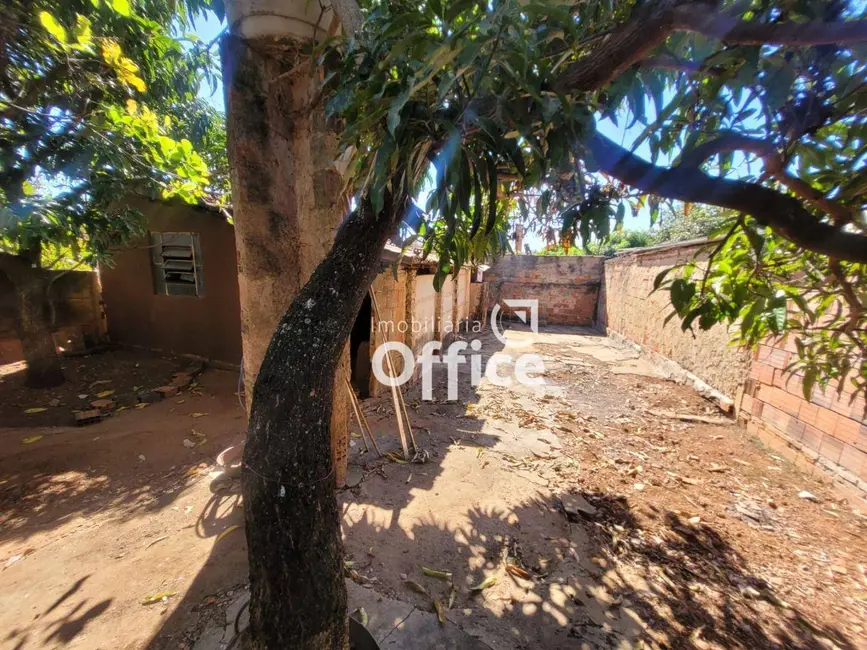 Casa com 3 quartos à venda, 350m2 em Vila Fabril, Anapolis - GO - imagem 4 Foto 4 de Casa com 3 quartos à venda, 350m2 em Vila Fabril, Anapolis - GO