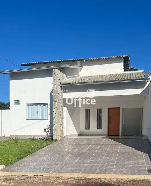 Foto 1 de Casa de Condomínio com 3 quartos à venda, 200m2 em Residencial Araguaia, Anapolis - GO
