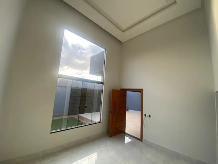 Foto 2 de Casa com 3 quartos à venda, 300m2 em Residencial Vale do Sol, Anapolis - GO