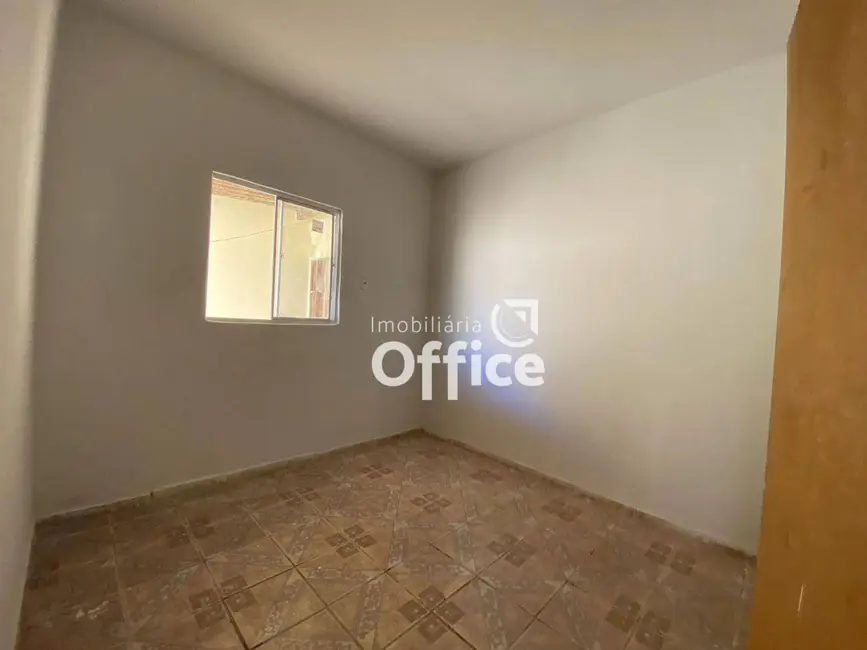 Casa com 3 quartos à venda, 300m2 em Loteamento Residencial América, Anapolis - GO - imagem 4 Foto 4 de Casa com 3 quartos à venda, 300m2 em Loteamento Residencial América, Anapolis - GO