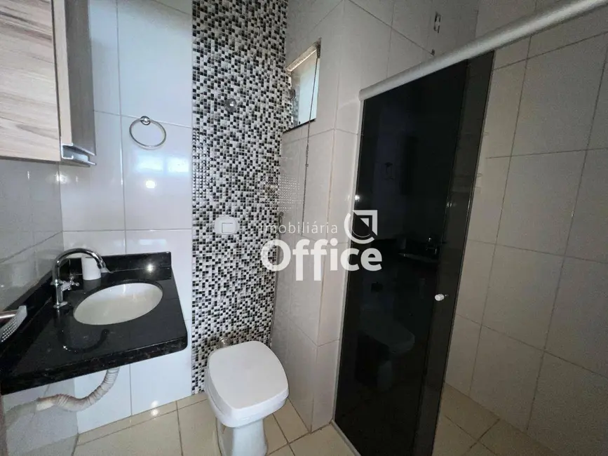 Foto 6 de Casa com 3 quartos para alugar, 150m2 em Jardim Arco Verde 2ª Etapa, Anapolis - GO