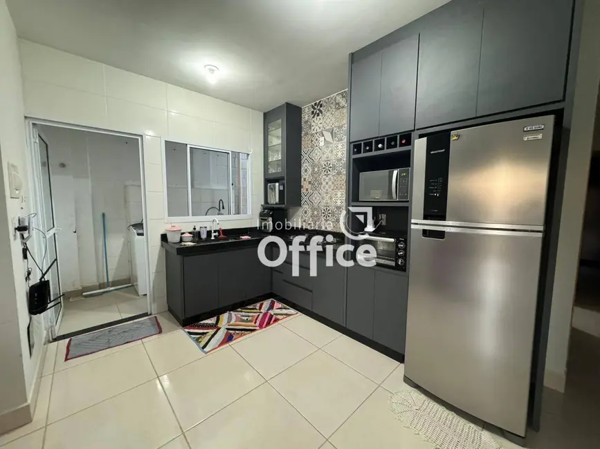 Foto 4 de Casa com 2 quartos à venda, 150m2 em Residencial Cerejeiras, Anapolis - GO