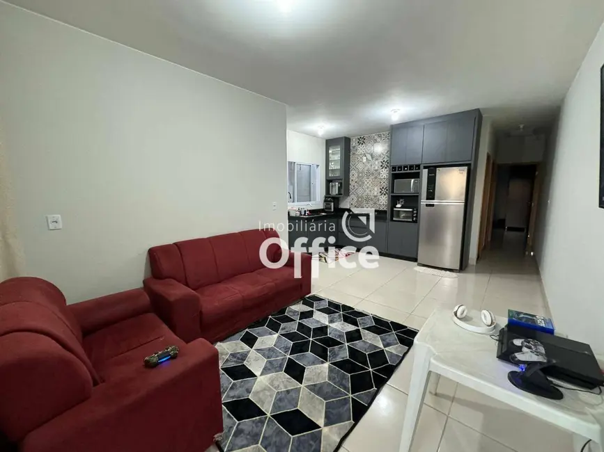 Foto 2 de Casa com 2 quartos à venda, 150m2 em Residencial Cerejeiras, Anapolis - GO