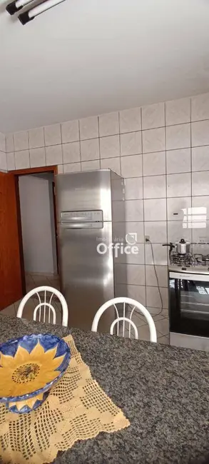 Foto 4 de Casa com 3 quartos à venda, 176m2 em Maracanã, Anapolis - GO