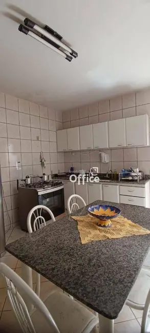 Foto 7 de Casa com 3 quartos à venda, 176m2 em Maracanã, Anapolis - GO