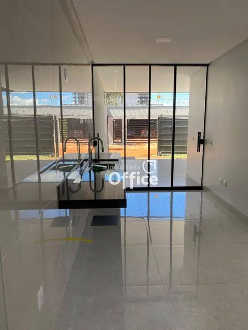 Casa com 3 quartos à venda, 150m2 em Parque Brasília 2ª Etapa, Anapolis - GO - imagem 3 Foto 3 de Casa com 3 quartos à venda, 150m2 em Parque Brasília 2ª Etapa, Anapolis - GO