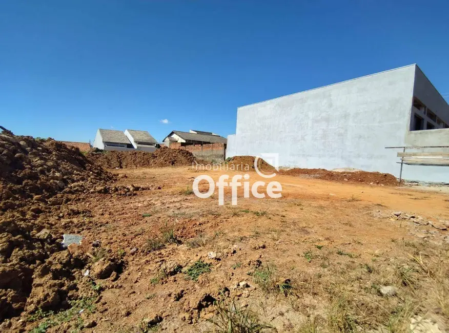 Foto 1 de Terreno / Lote à venda, 555m2 em Víviam Parque 2ª Etapa, Anapolis - GO