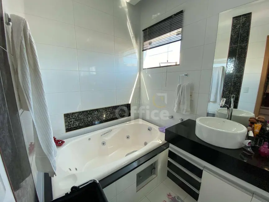 Foto 9 de Casa com 3 quartos à venda, 360m2 em São Carlos, Anapolis - GO