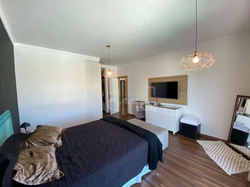 Foto 8 de Casa com 3 quartos à venda, 360m2 em São Carlos, Anapolis - GO