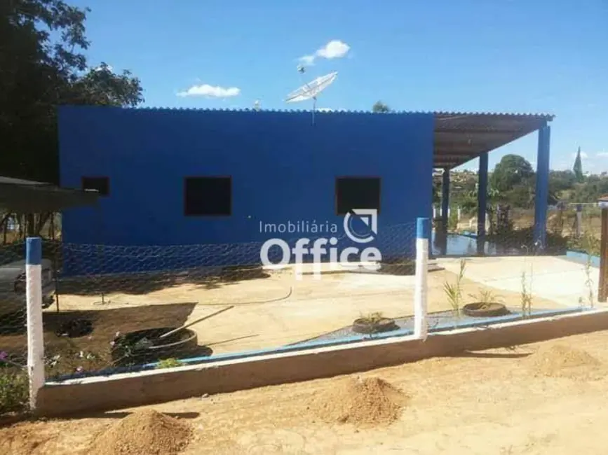 Foto 1 de Chácara com 2 quartos à venda, 500m2 em Corumba De Goias - GO