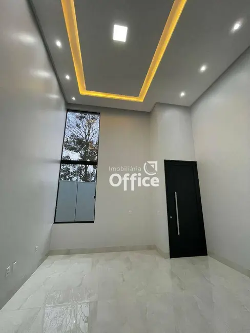 Foto 4 de Casa com 3 quartos à venda, 273m2 em Itamaraty, Anapolis - GO