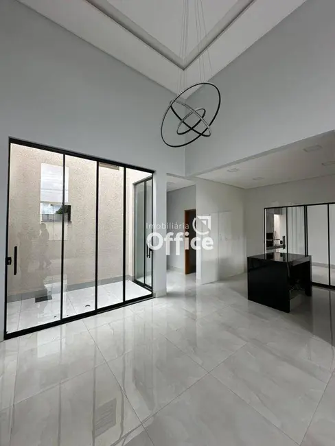 Casa com 3 quartos à venda, 200m2 em Itamaraty, Anapolis - GO - imagem 7 Foto 7 de Casa com 3 quartos à venda, 200m2 em Itamaraty, Anapolis - GO
