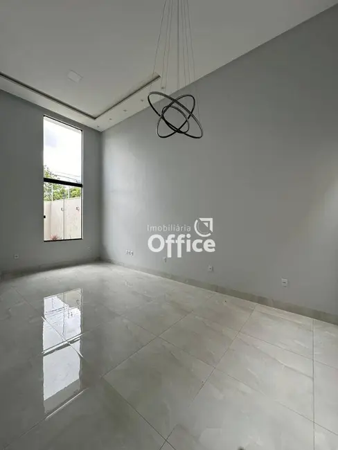 Casa com 3 quartos à venda, 200m2 em Itamaraty, Anapolis - GO - imagem 6 Foto 6 de Casa com 3 quartos à venda, 200m2 em Itamaraty, Anapolis - GO