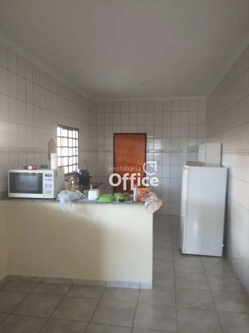 Foto 1 de Casa com 3 quartos à venda, 300m2 em Jardim dos Ipês, Anapolis - GO